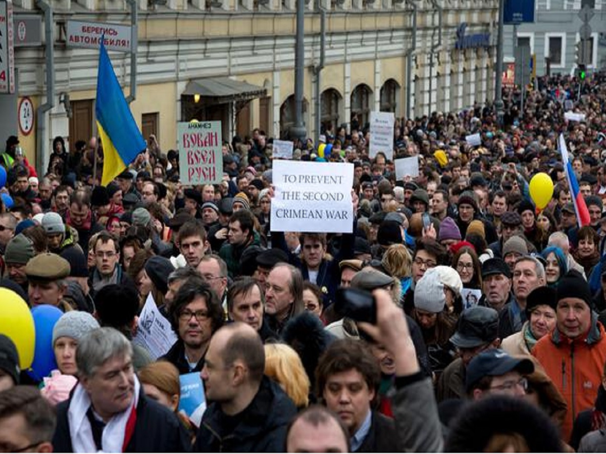 Manifestación en Moscú contra la invasión de Crimea en 2014